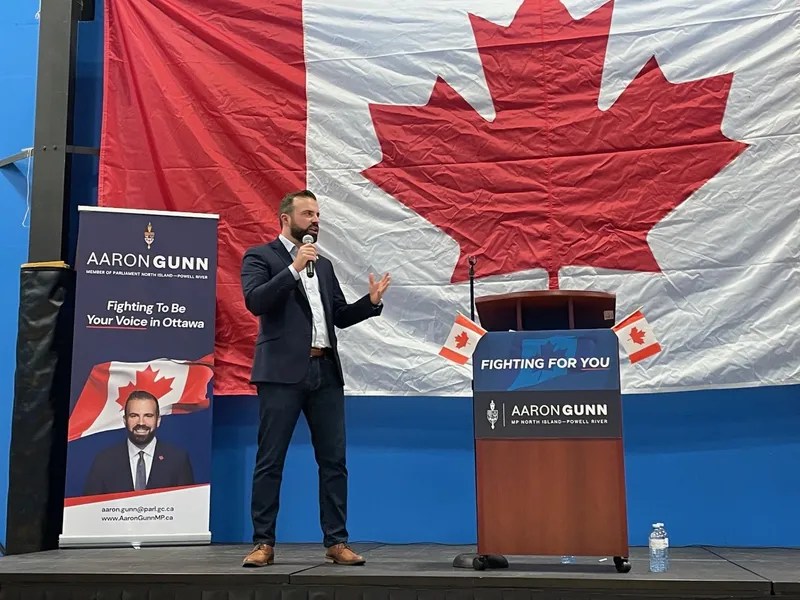 Economics, social disorder, youth futures top of mind at MP town&nbsp;hall