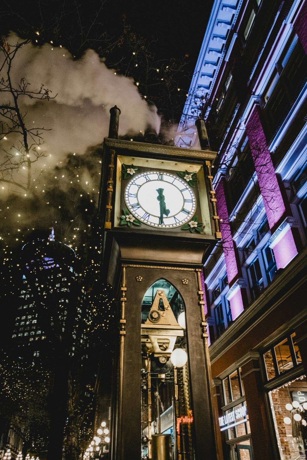 BC moves to make Daylight Savings Time permanent, blames&nbsp;USA