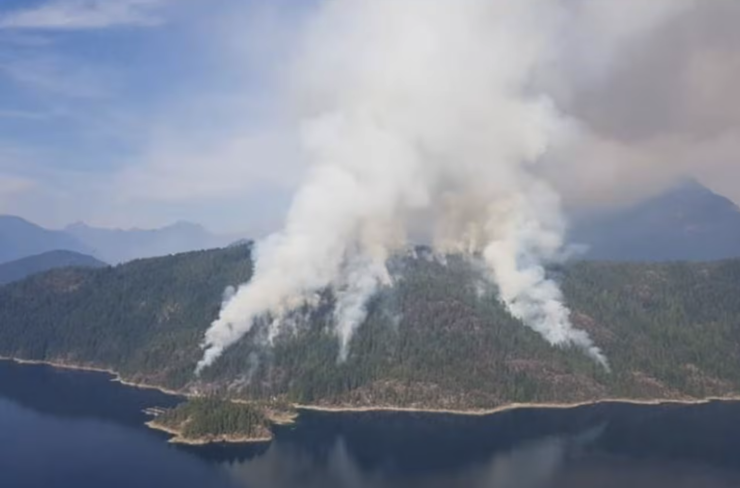 Trash-burning American boater liable for starting 2018 wildfire near Campbell River